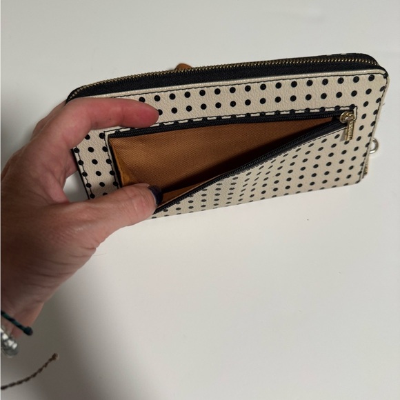 Fossil Polka dot wallet with gold zipper - Picture 10 of 10